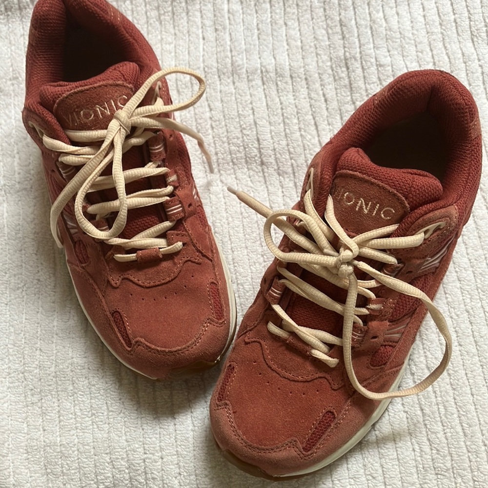 Vionic sneakers